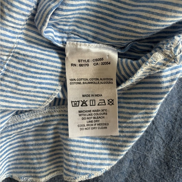 Anthropologie Seen Worn Kept Blue White Stripe Eyelet Cotton Top size 6 - Picture 4 of 4